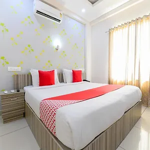 *** Hotel Oyo 7077 Reegate India